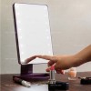 Козметично огледало за гримиране с 22 LED светлини и стойка