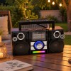 Преносимото ретро радио със соларен панел Golon RX-65SD - цена: 29.99 €